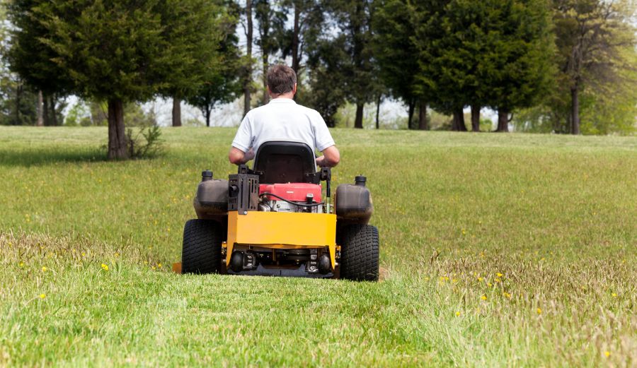 Unlocking the Value Why Invest in a 5000 Zero Turn Mower 1