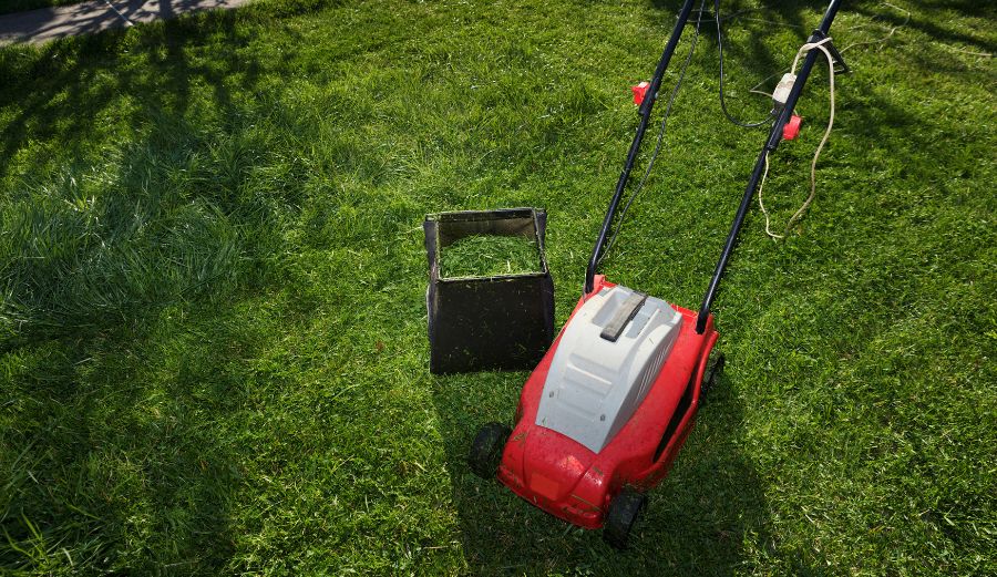 Factors Influencing Lawn Mower Battery Lifespan